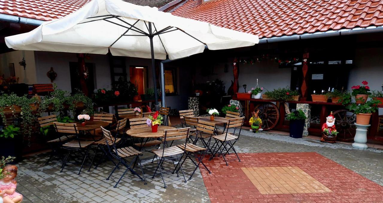 Mehadica House Villa Exterior photo